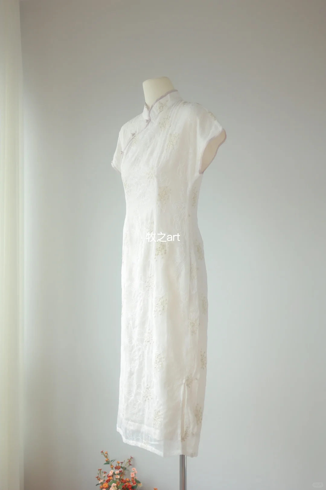 新中式改良旗袍｜真丝皱绣花