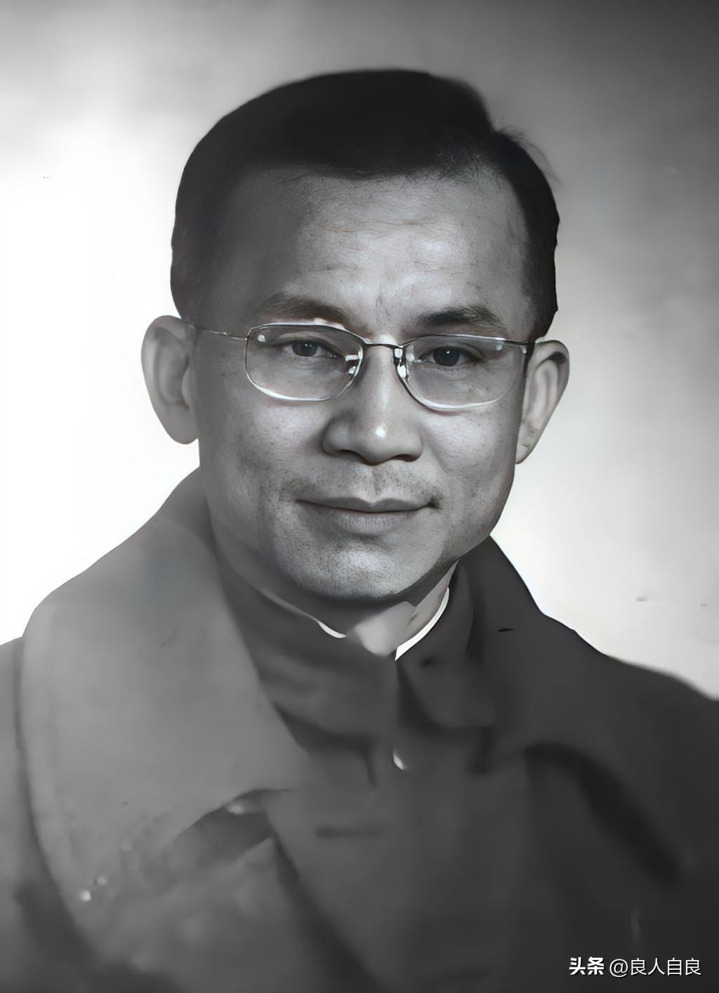 1940年毛主席在延安遇袭，一位被称为延安福尔摩斯的神秘特工出手，揪出幕后真凶，