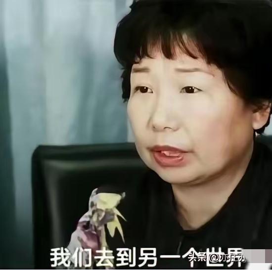 许妈垫付的52万，早被用得明明白白，却成了一场离谱的债务拉扯。
 
30相关口述