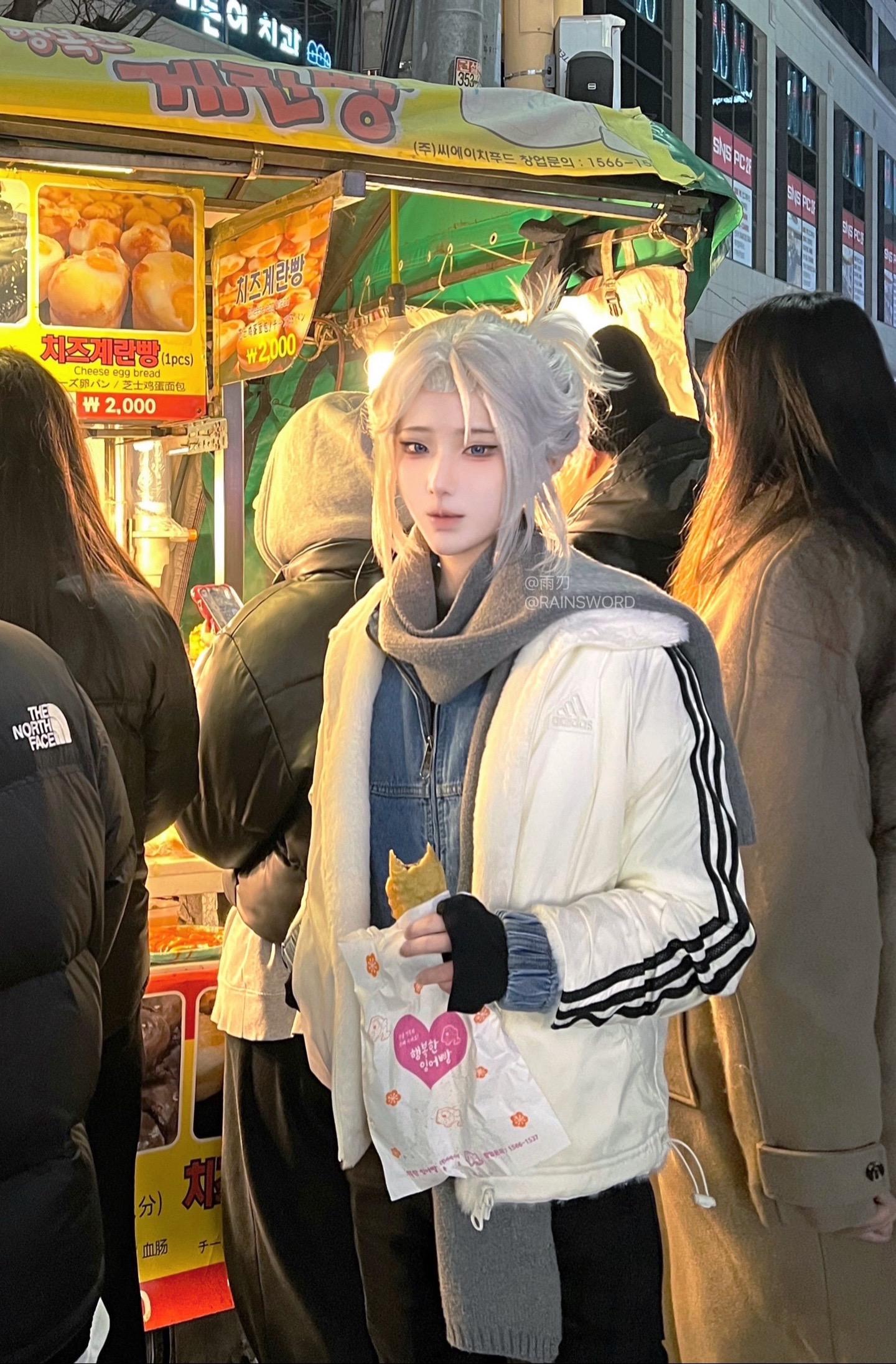 小韩街头偶遇韩善宇～