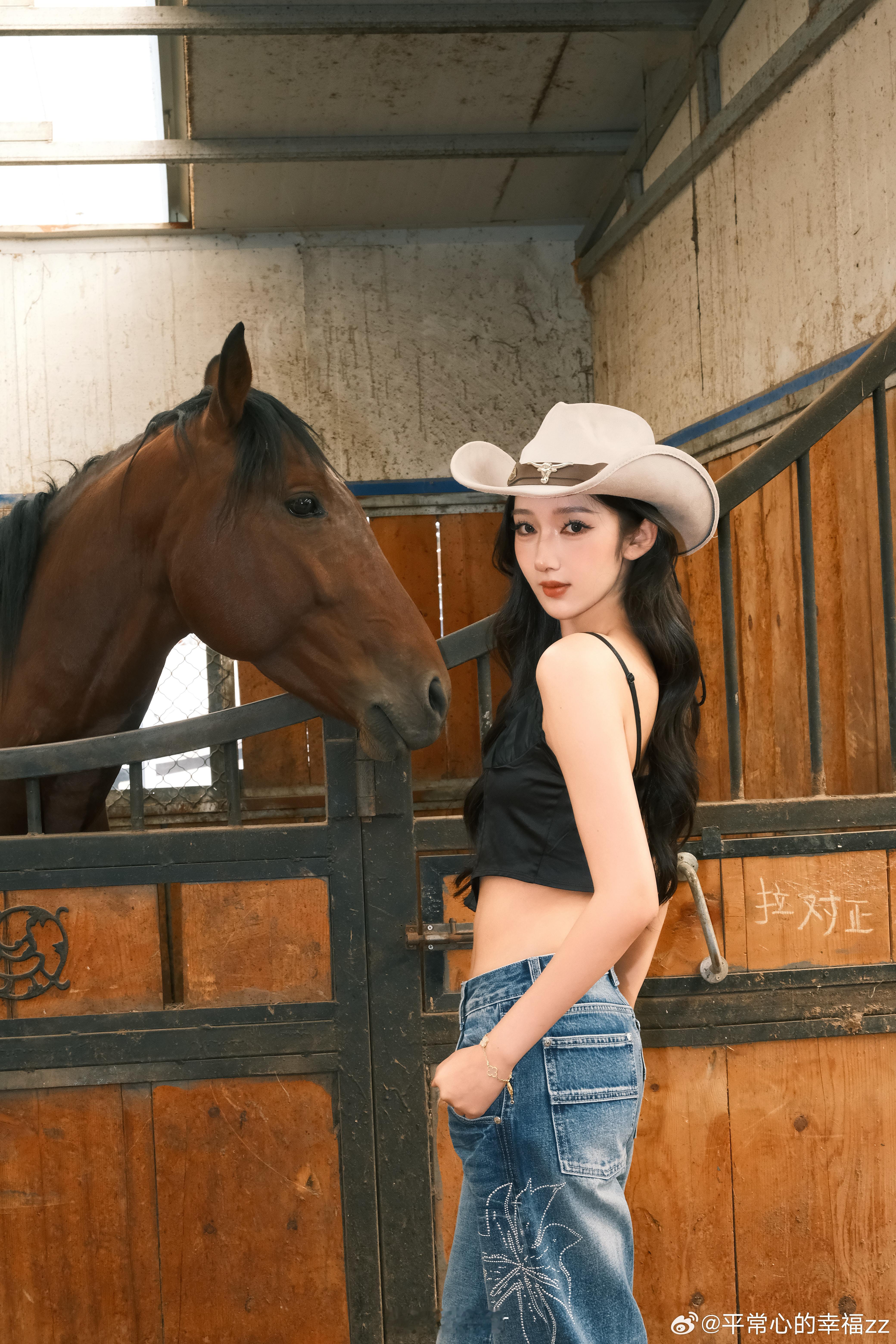 都美竹医美都美竹又整容了热点观点﻿ 都美竹高调晒医美，网友灵魂拷问：有钱整容没钱