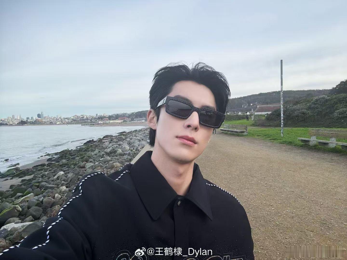 王鹤棣自拍消消乐王鹤棣就在此刻自拍王鹤棣就在此刻自拍爱了爱了，[心][心] ​​