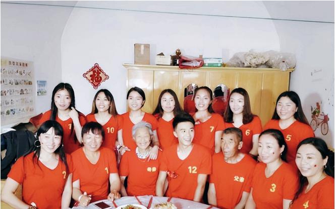 “太神奇了！”山西，夫妻连生11胎，竟然全都是女儿，夫妻俩不信邪，于是在妻子47