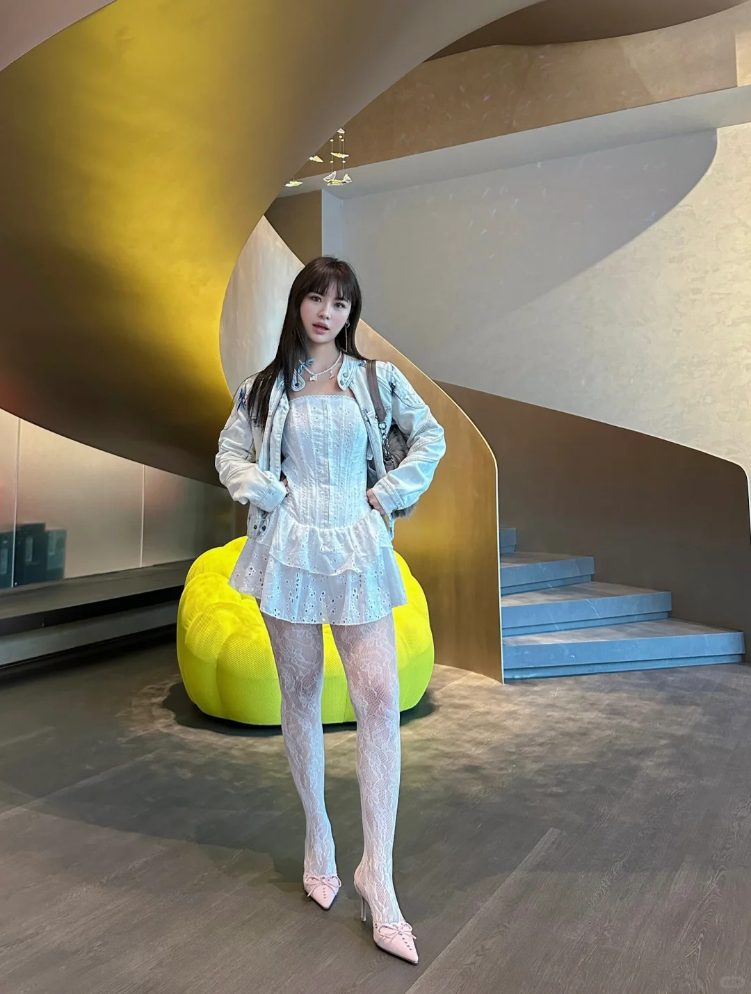 本以为这种白丝袜不是我的菜…