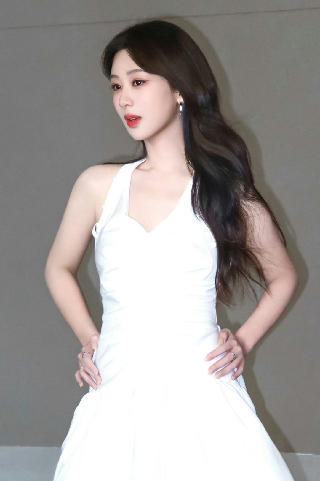 杨紫  yz杨紫骆佳yz杨紫猎毒枯木又逢春了那我们什么时候相逢.【杨紫骆佳｜杨紫