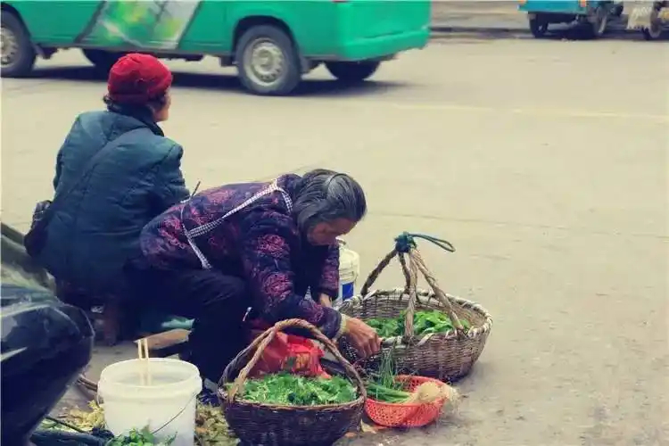 收摊！屎味巧克力卖完了！下场再来！骑士vs鹈鹕