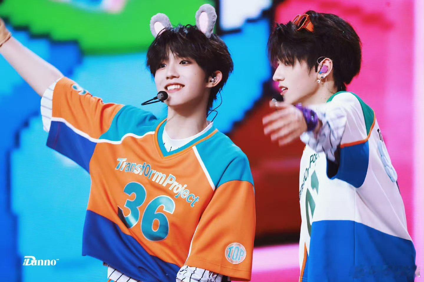 朱志鑫苏新皓罗生门双人舞台朱志鑫苏新皓《罗生门》舞台封神！氛围感拉满，默契满分，