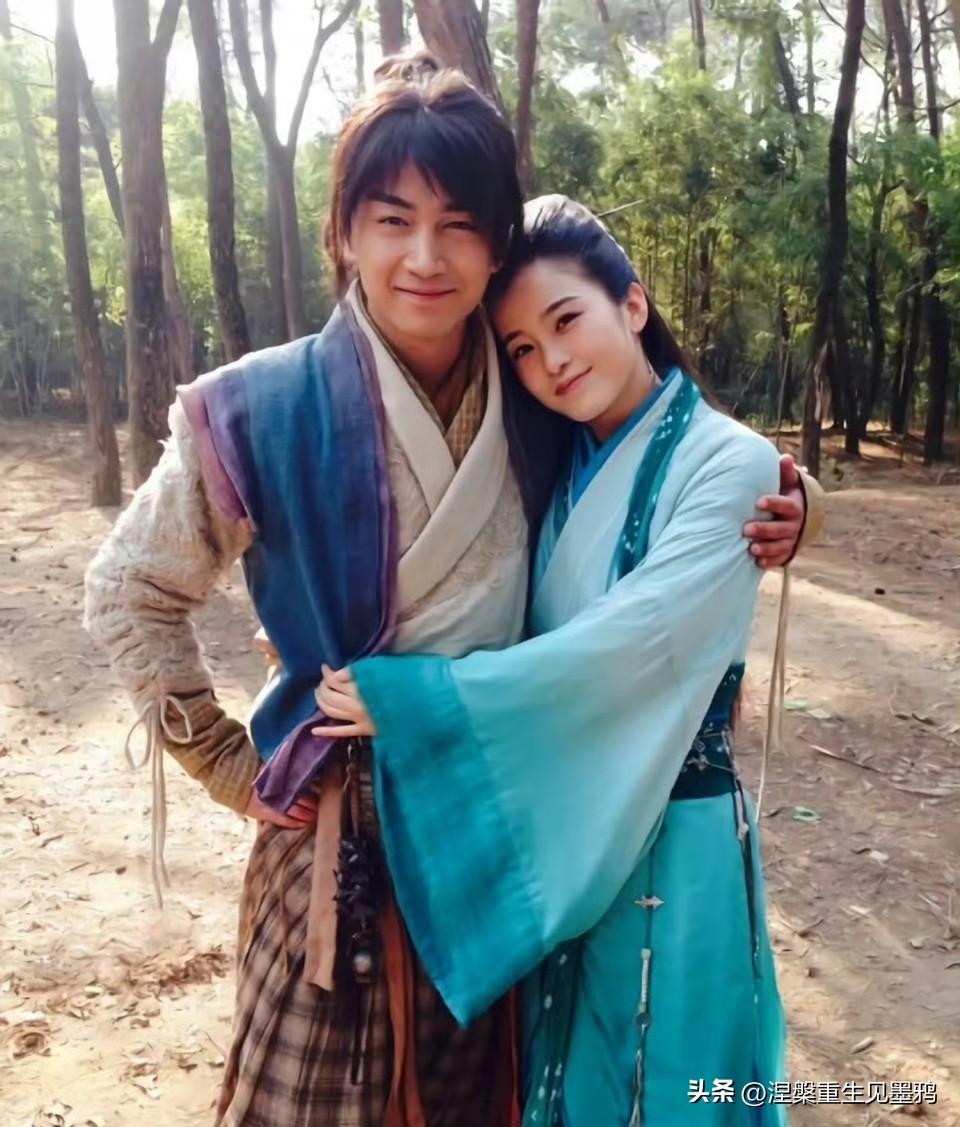 赵赵樱子一句喜欢陈晓13年上了热搜，而陈妍希出院的热搜也有了热度，两条时间线挨得