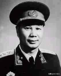 长汀流传的一则杨成武将军解放后寻找“杨老板”报恩的故事。
杨成武将军出身在长汀县