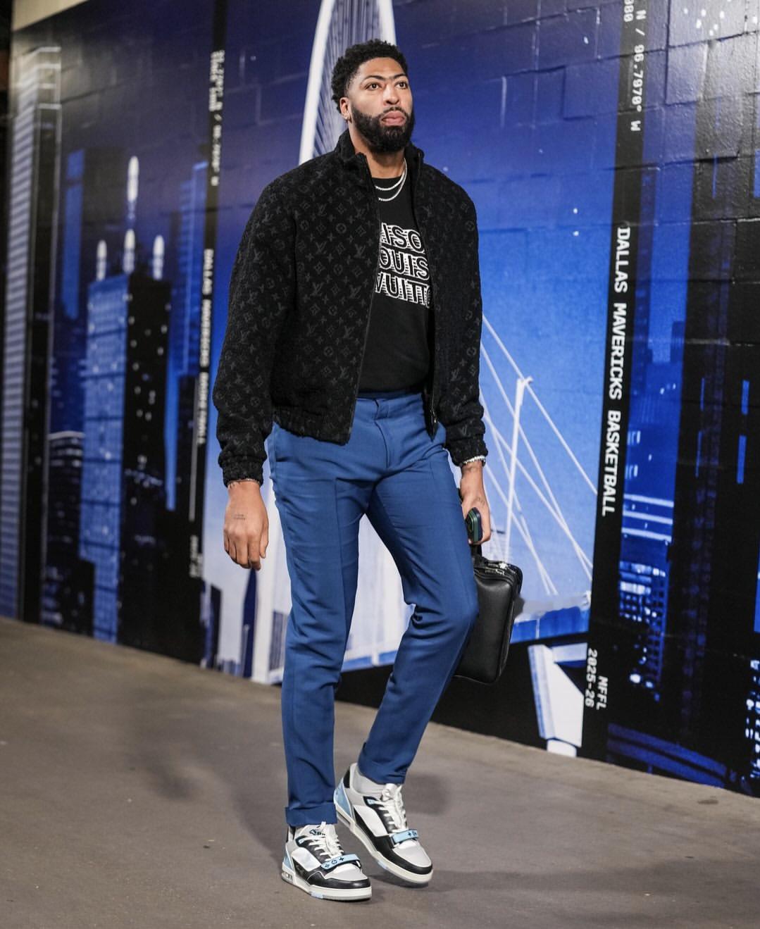 冲！ 安东尼戴维斯