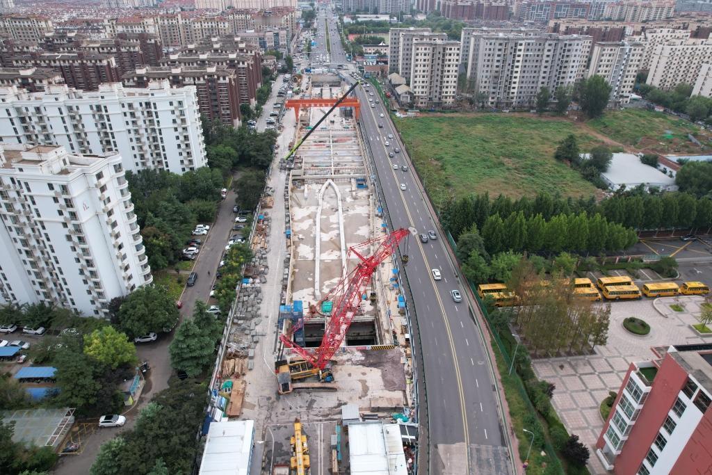 青岛地铁大爆发！7号线、9号线、15号线同步狂飙，沿线居民身价要涨？现场实探进展