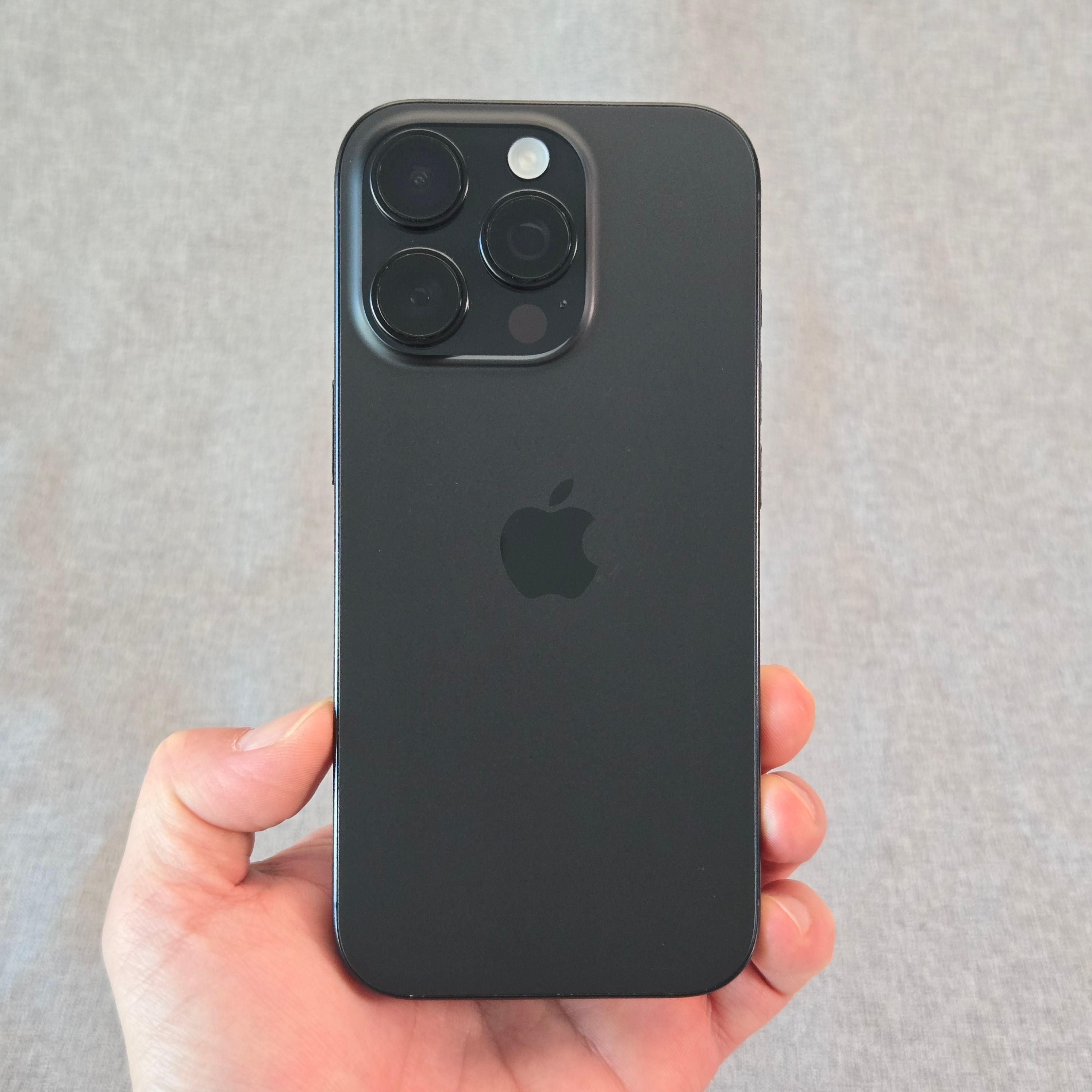 黑解iPhone 16 Pro成色很好，已扩512G。56XX特价懂的来，置换2