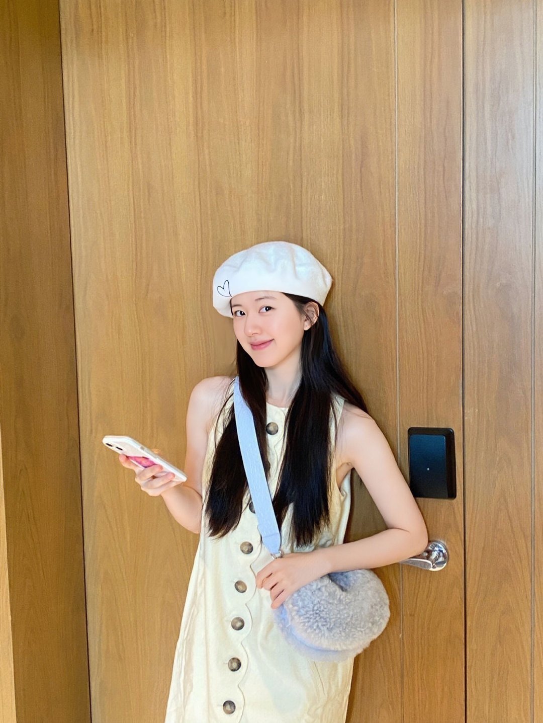 赵露思[超话]  赵露思代言美力城高科技鹅绒服 / 赵露思 探索时尚趋势➕创新科