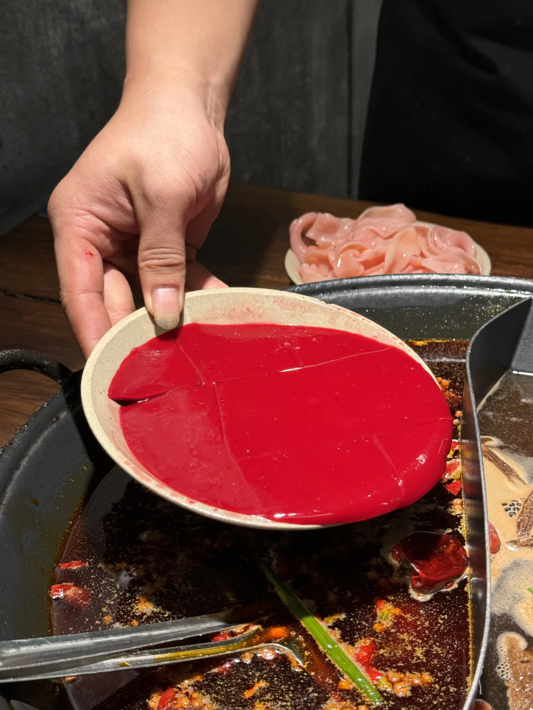 春熙路巷子里的地道重庆老火锅