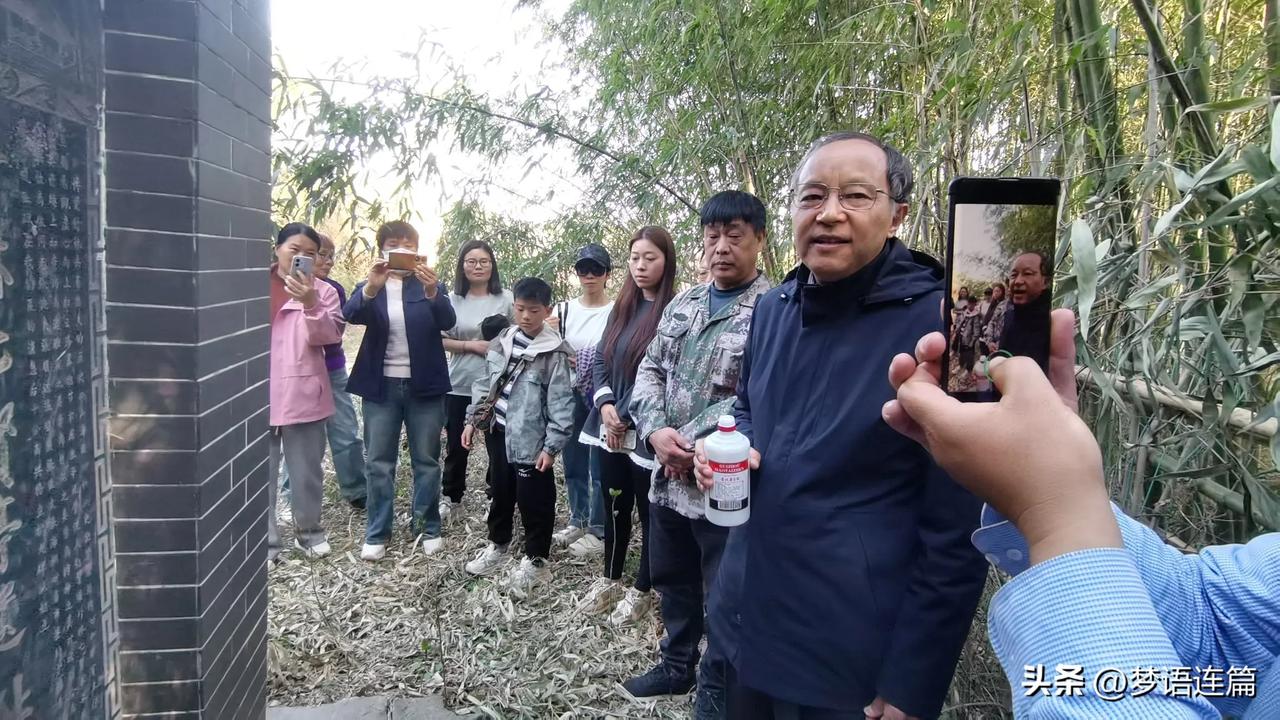 随耀南师访竹林七贤遗踪有怀
               新华
向来遗踪难觅寻，