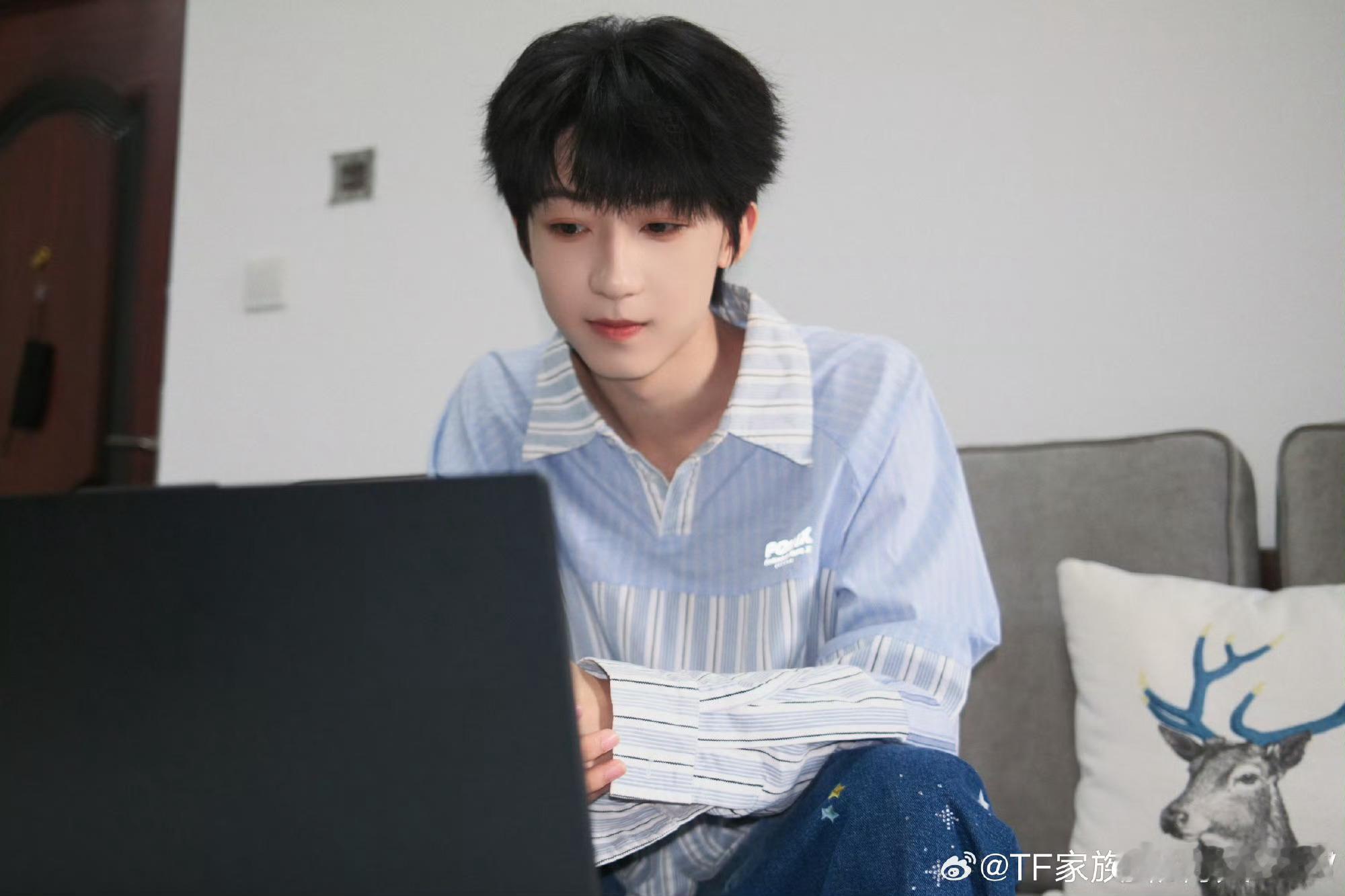 杨博文告别周扬杨博文收官发文 ​​​杨博文 ​​​