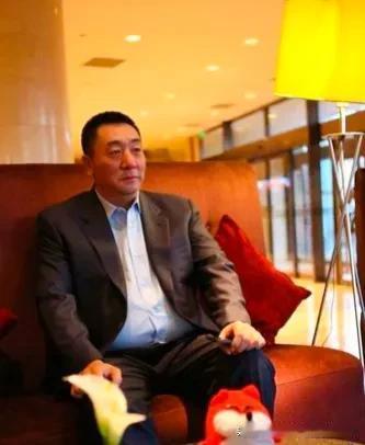 辽宁男篮老板刘景远在休赛期做出重要决定，让全体成员欢欣鼓舞，齐唱颂歌！据媒体人透