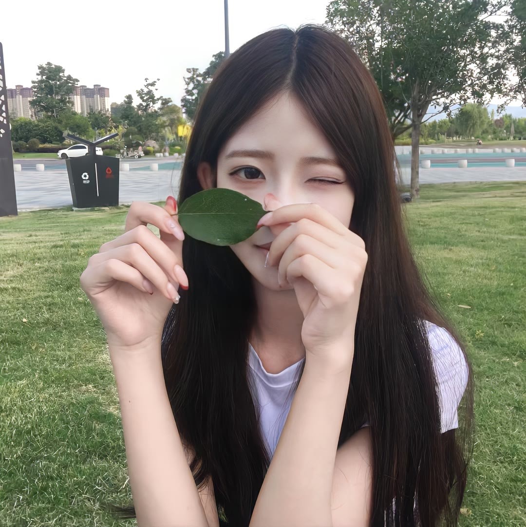 -𝐒𝐇𝐀𝐑𝐄｜𝔀𝓮𝓬𝓱𝓪𝓽 头像背景图搭配 ⸝⸝🍀꙳🍸
