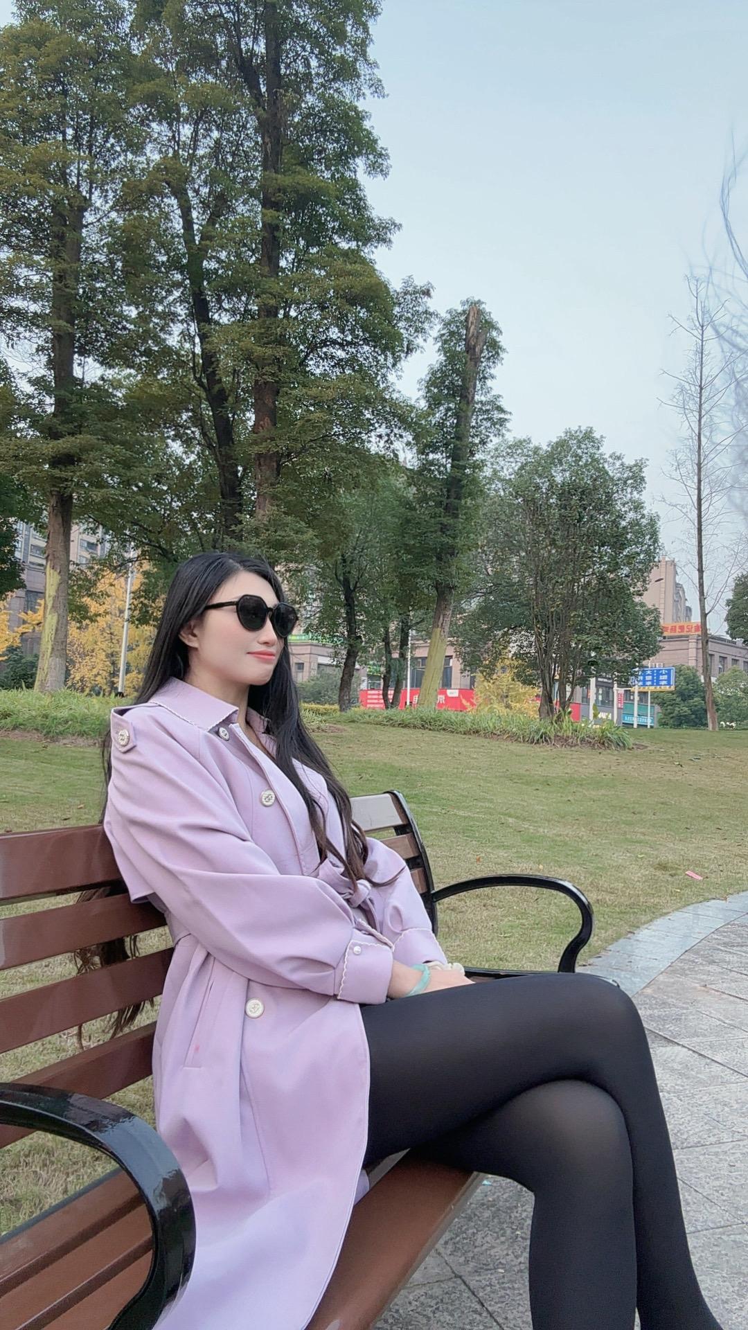 别再问女人想要什么了，不图虚的、不贪贵的、只想要一个知冷知热的灵魂知己.低落有人