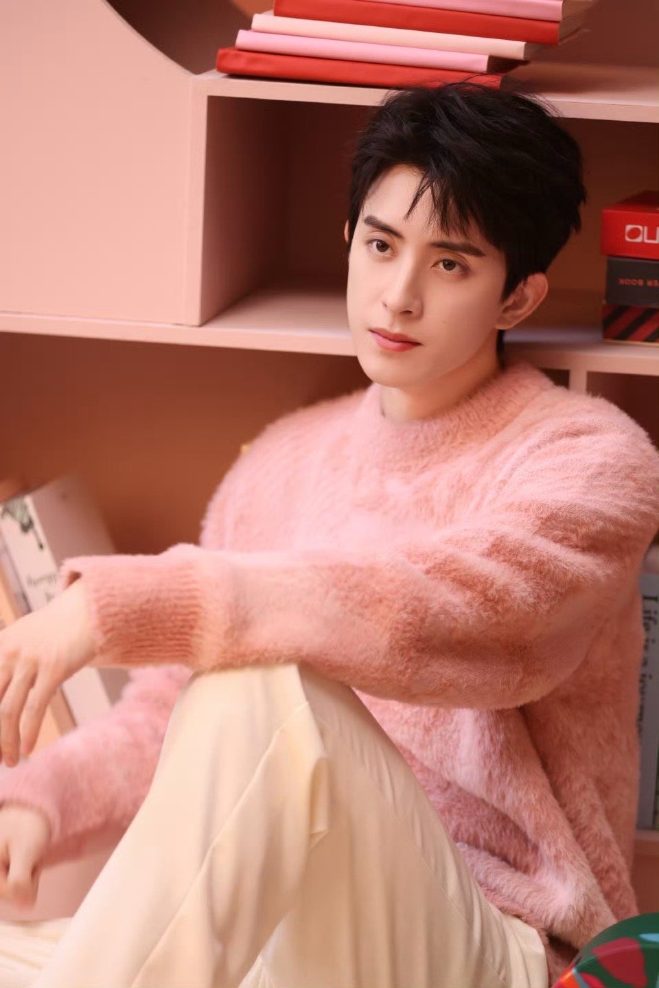 敖瑞鹏正确用脸是内娱的礼物  天猫心选官这完全就是居家老公啊[爱你]敖瑞鹏能凭借