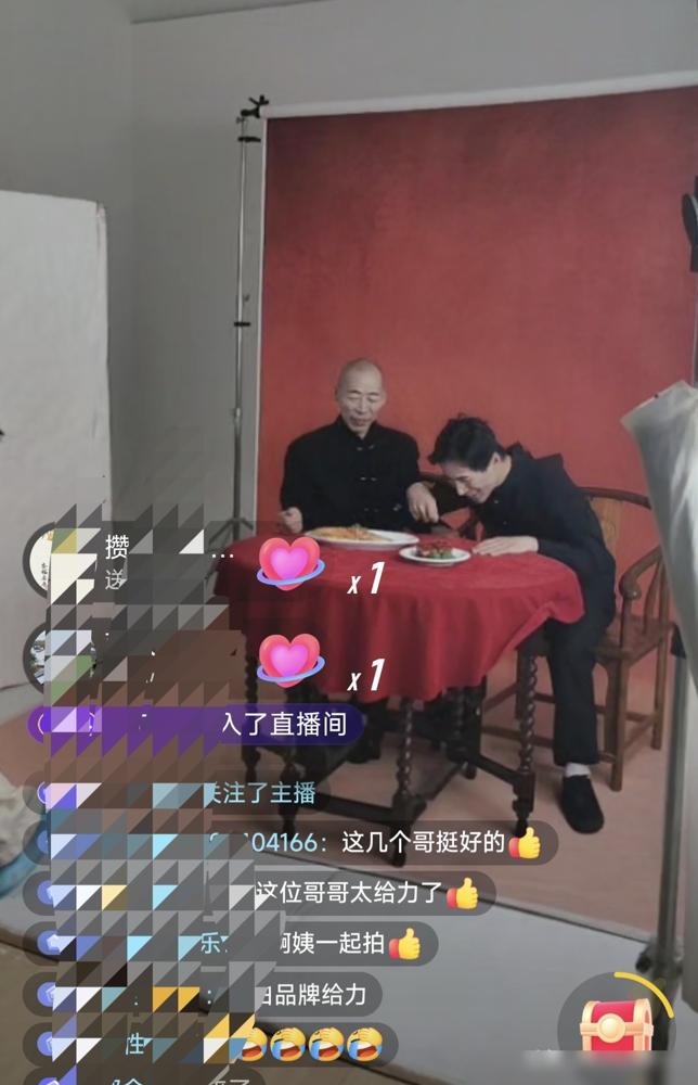 寻亲成功才30天，他要飞加拿大了
刚跟亲爹堂哥拍完全家福，你就要飞加拿大，换做