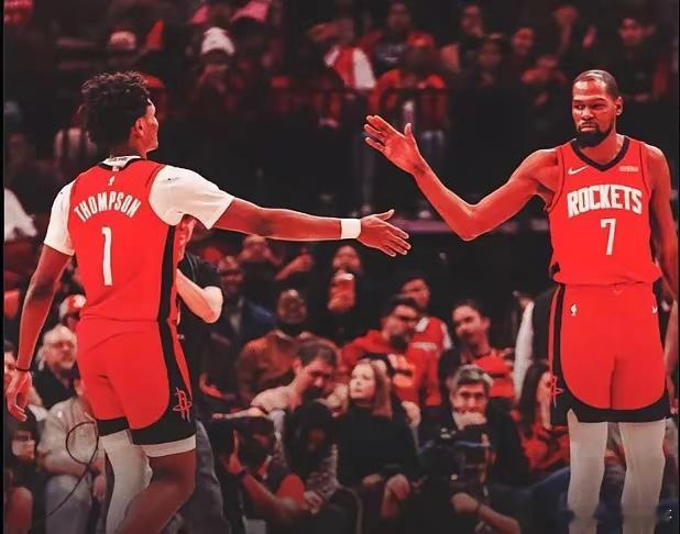 火箭2月完美收官啦！12场比赛8胜4负，胜率高达66%，远超前两个月！虽然主场对