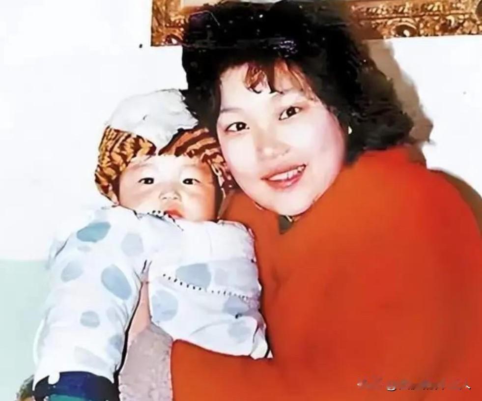 1988年，湖北1女子怀孕，丈夫宠她如宝，婆婆寸步不离照顾她，谁料，就在女子生下