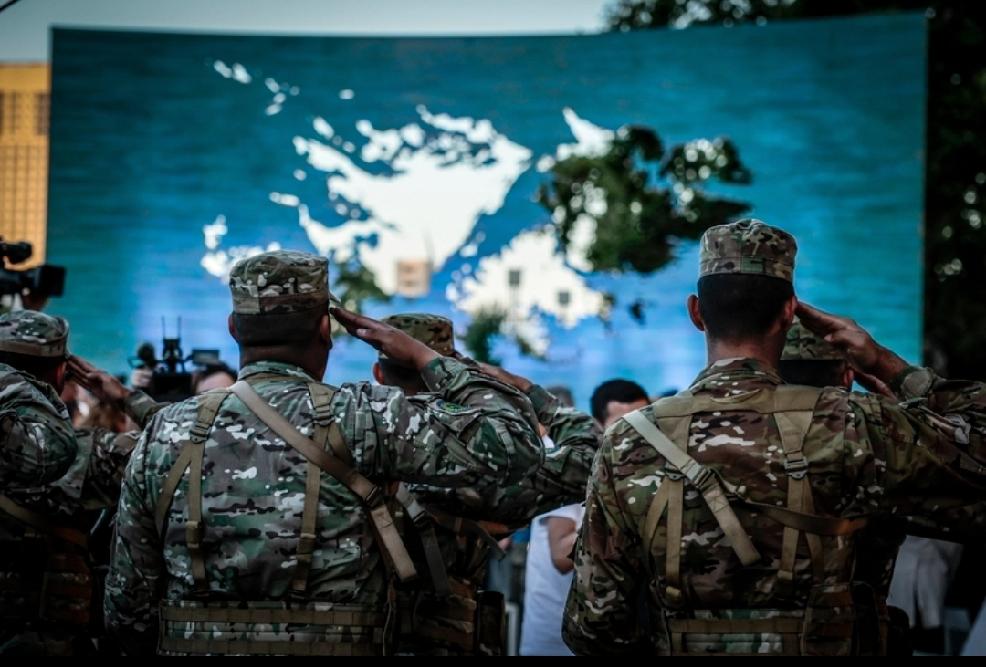 【阿根廷为何现在公布国家情报政策，重申对马岛等地主权】
        阿根廷现