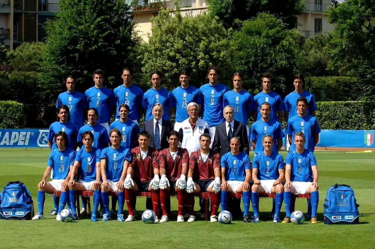 7场世界杯只丢2球，还都不是运动战进球！这防守简直是铜墙铁壁。

一晃快20年了