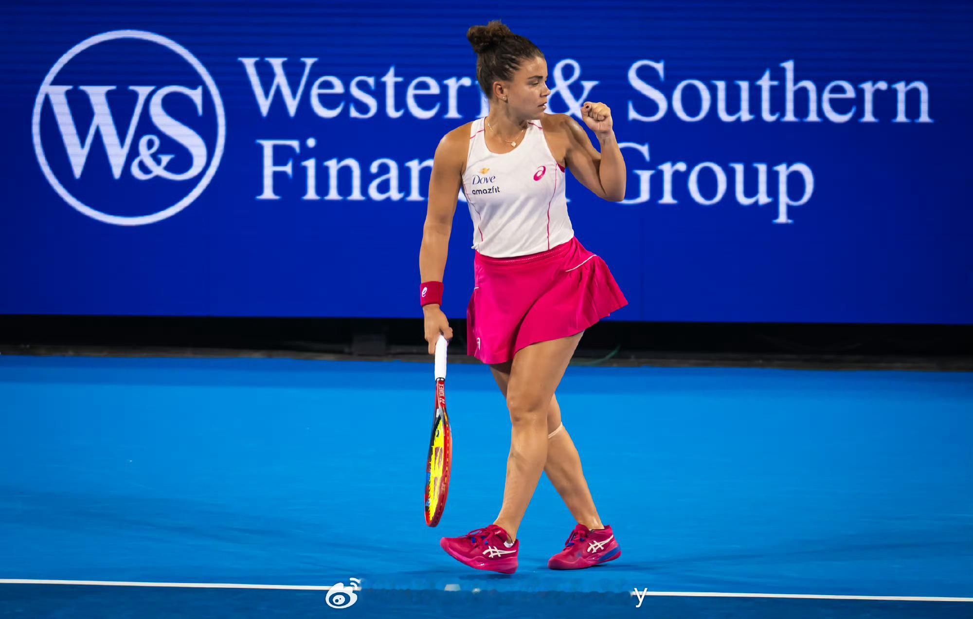 号外，号外📢保利尼逆转高芙🔥WTA1000辛辛那提站，保利尼以2-6 6-4