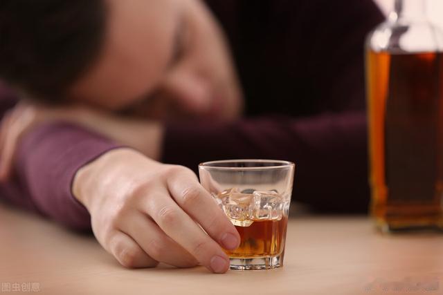解酒食物有哪些 【研究显示：过量饮酒者比非过量饮酒者患口腔、咽喉部癌症几率高两倍