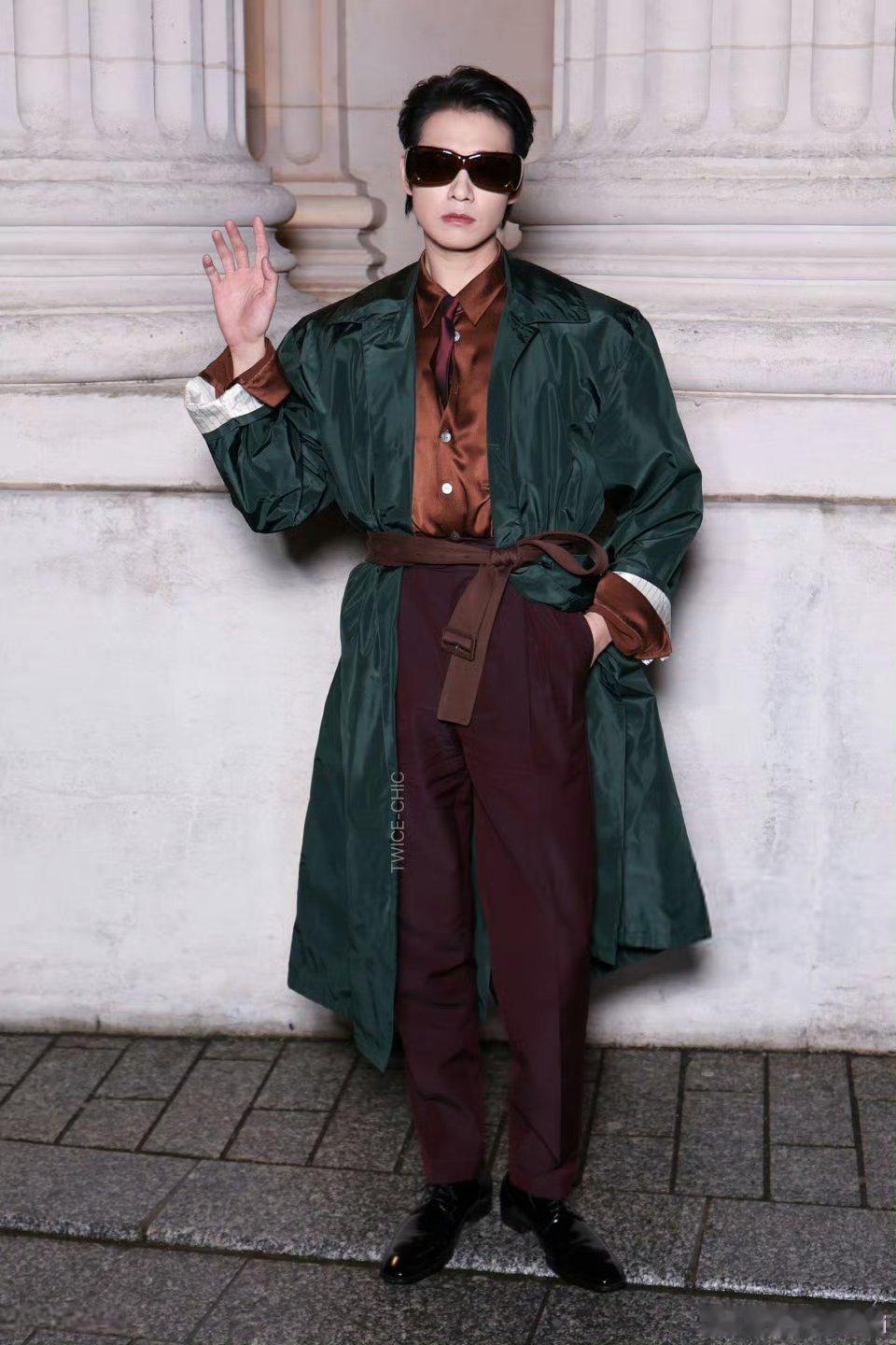 魏大勋G社镜头生图状态有点太绝了，这样都是帅的啊