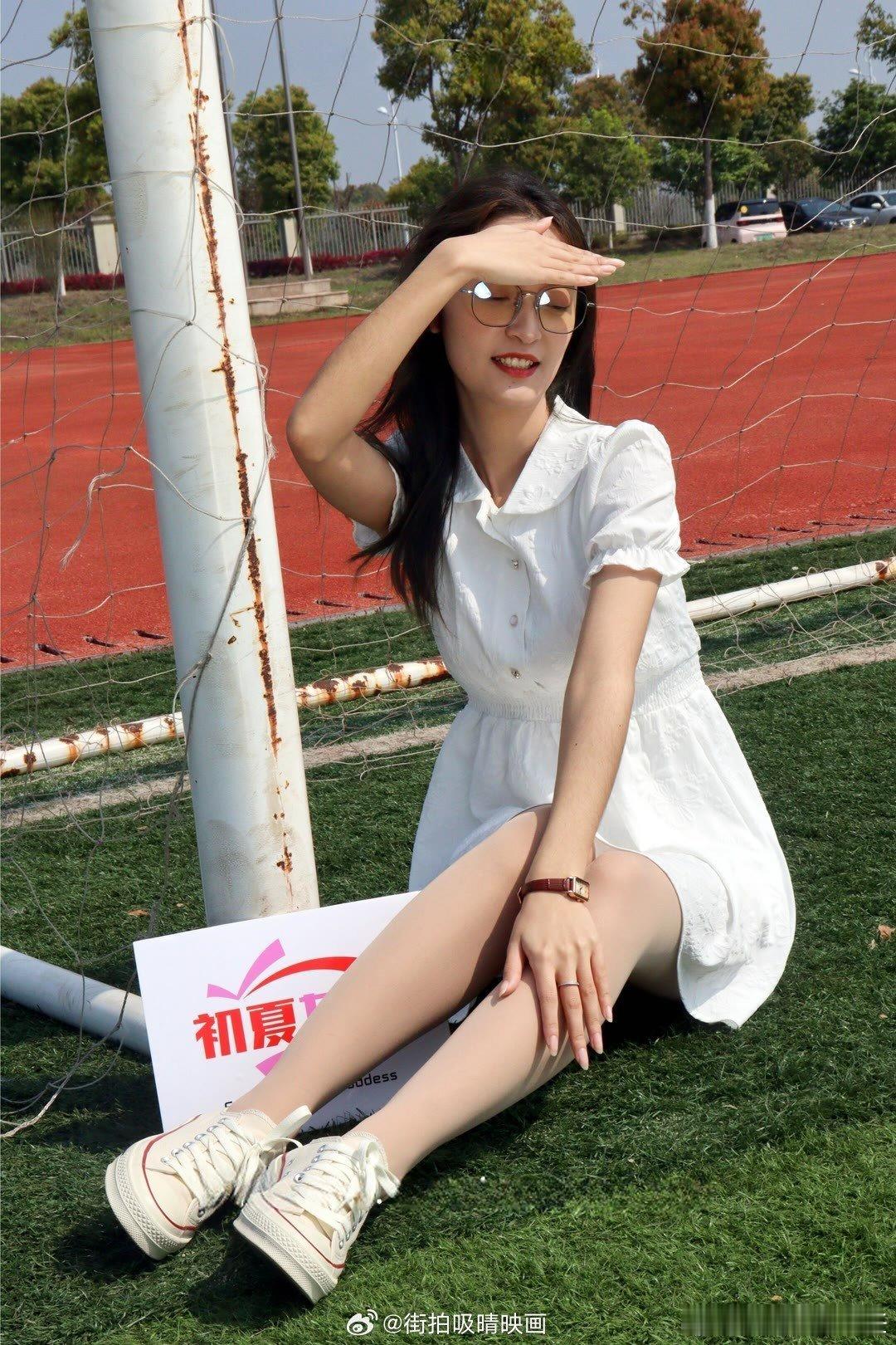 少女写真轻熟女神范儿