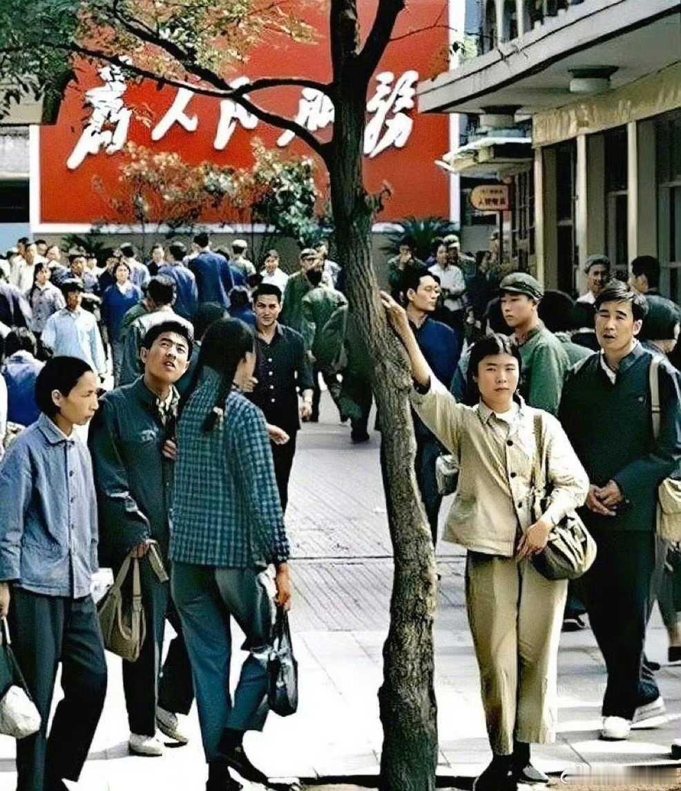 70年代的年轻人Vs 现在的年轻人 ​​​