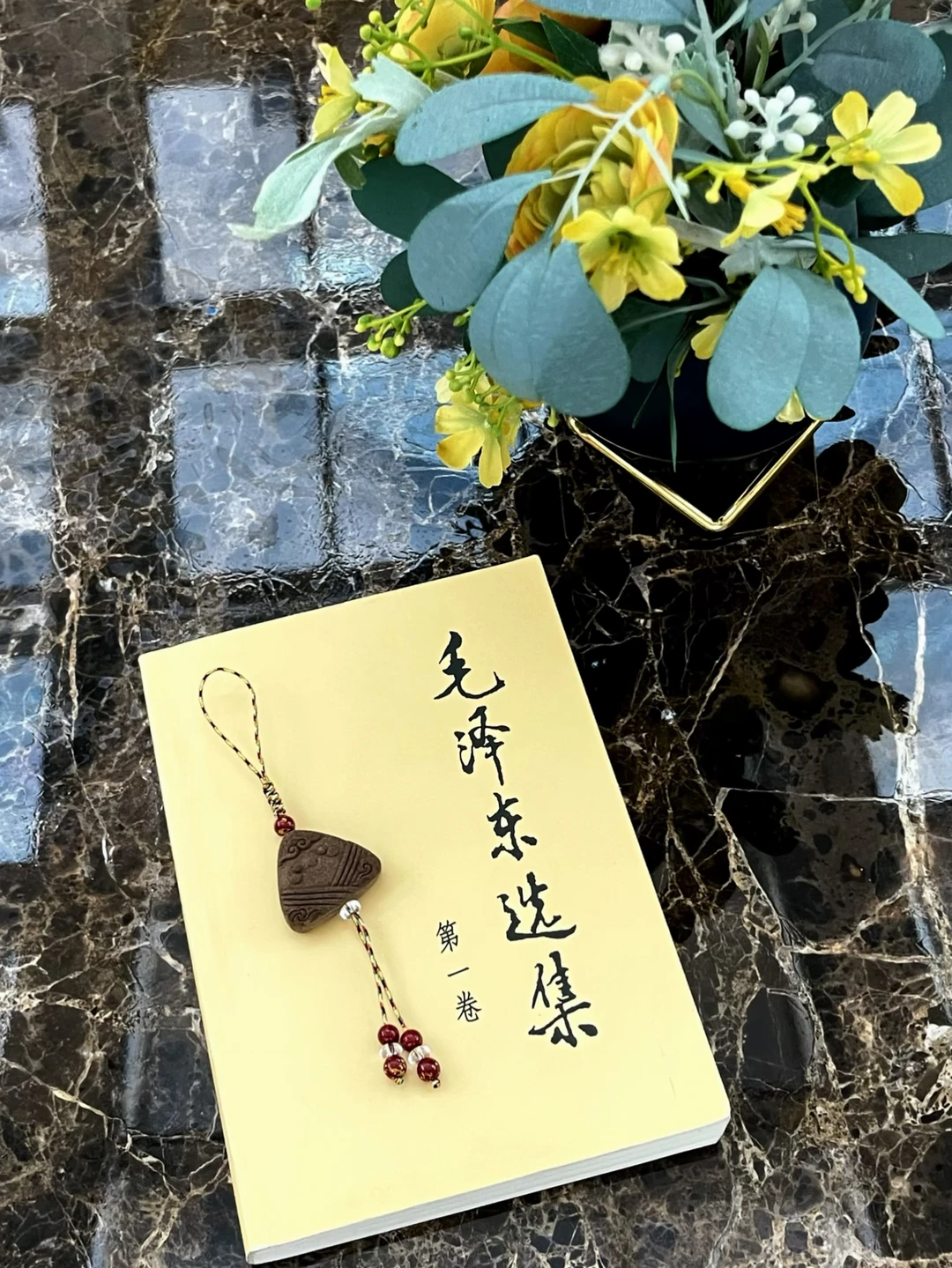 一定要相信，事静则顺，人静则安，心静则胜。毛泽东在《毛选》里写过一句话...