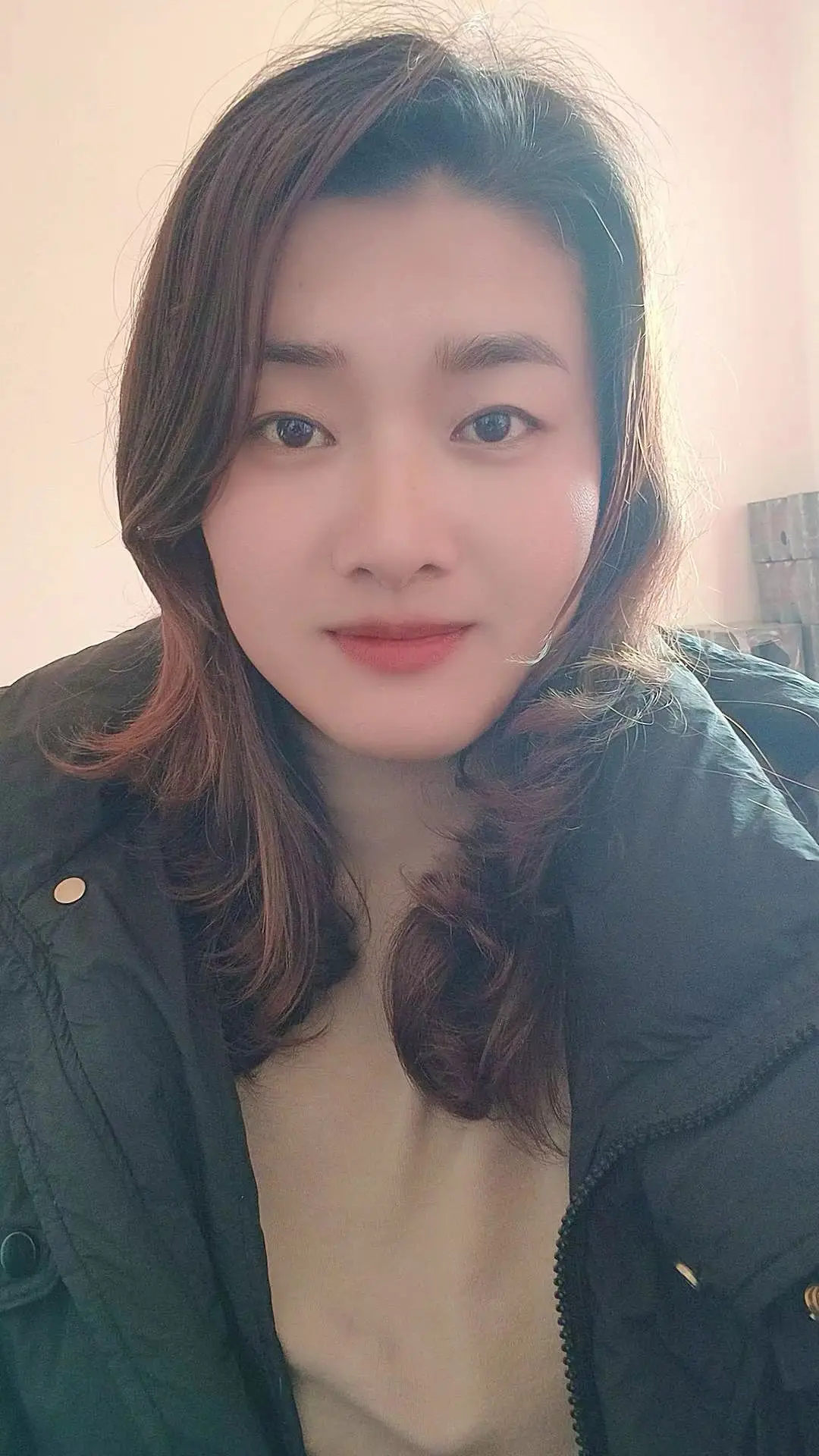 一个女人最好的底牌不是聪明，不是学历   不是外貌更不是财富，而是人品...