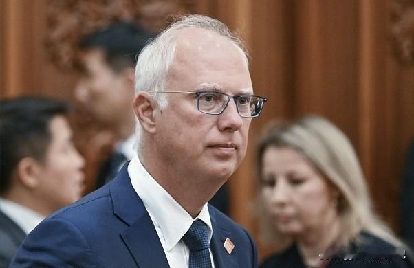 俄罗斯总统特别代表基里尔·德米特里耶夫表示，由于俄乌冲突与中东危机的叠加影响，英