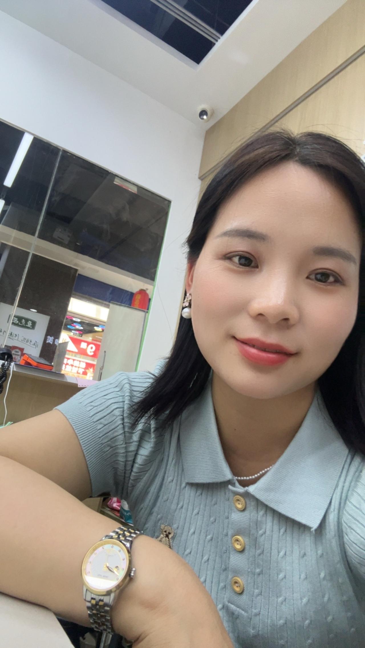 当我一切靠自己的时候，我就已经很优秀了！加油嘛在线上班中