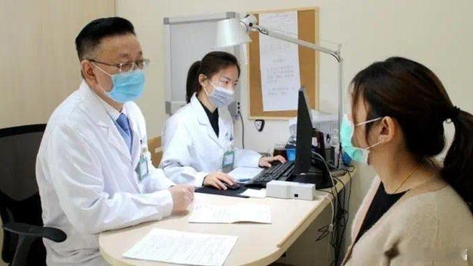 凤凰新闻【身体出现3个迹象，说明血压正在恢复正常，赶紧对照一下你有没有】五十三岁