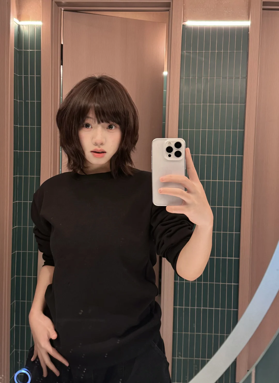 一旦发现了好看的镜子