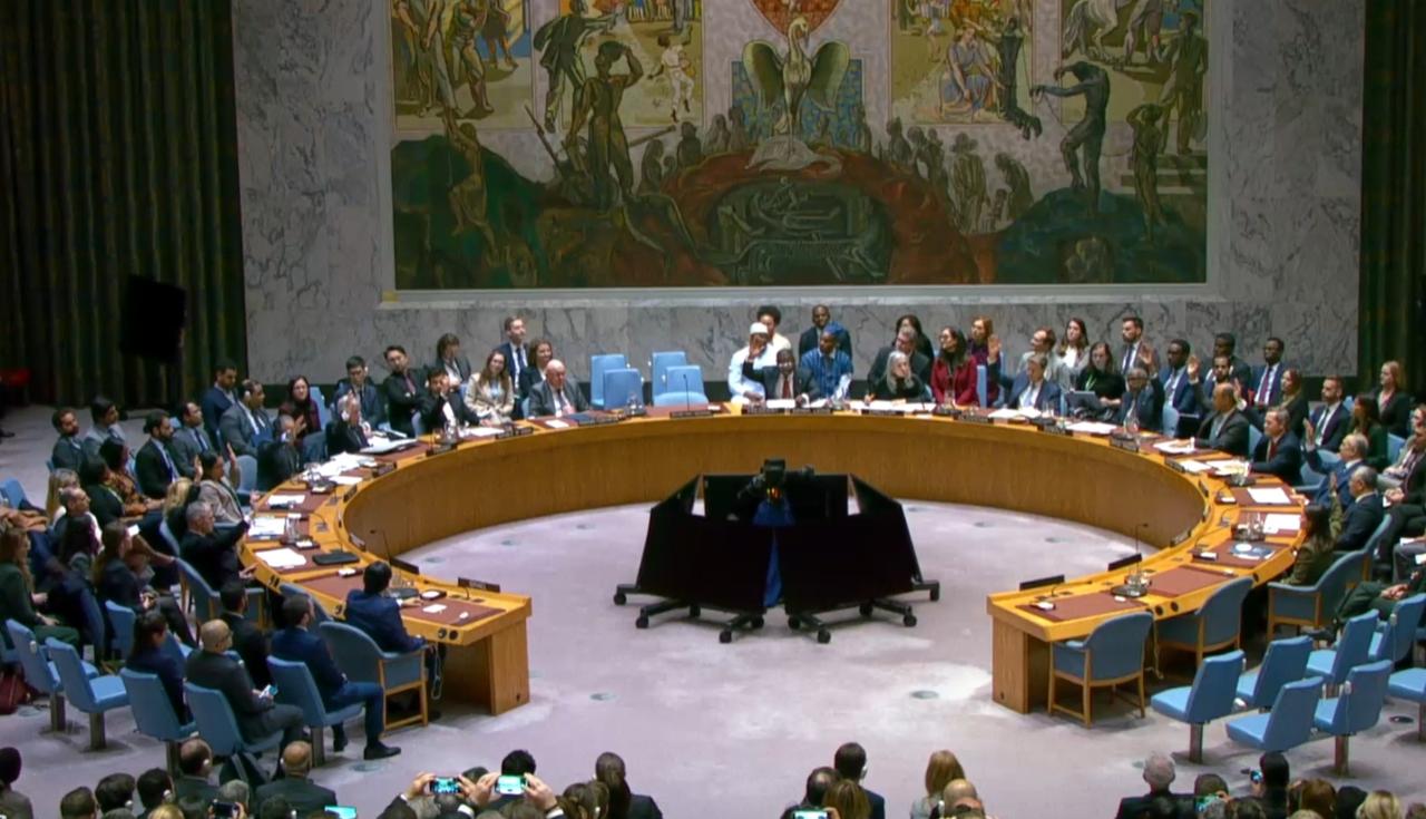 联合国安理会17日通过加沙决议，同意设立“和平委员会”作为加沙的过渡管理机构，并