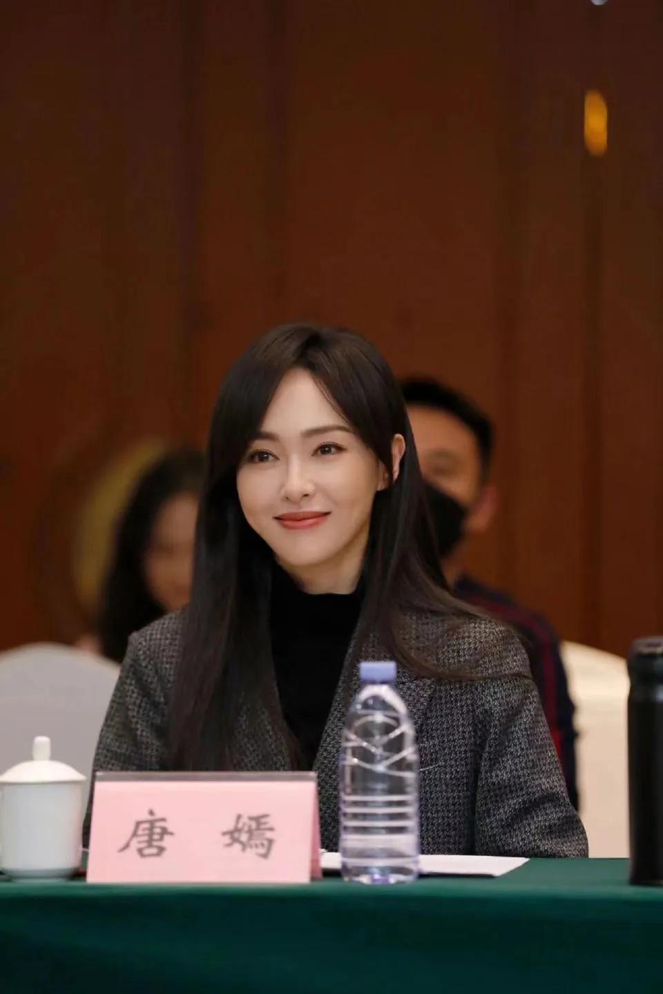 这个是唐嫣，这个也是唐嫣[爱慕][爱慕]