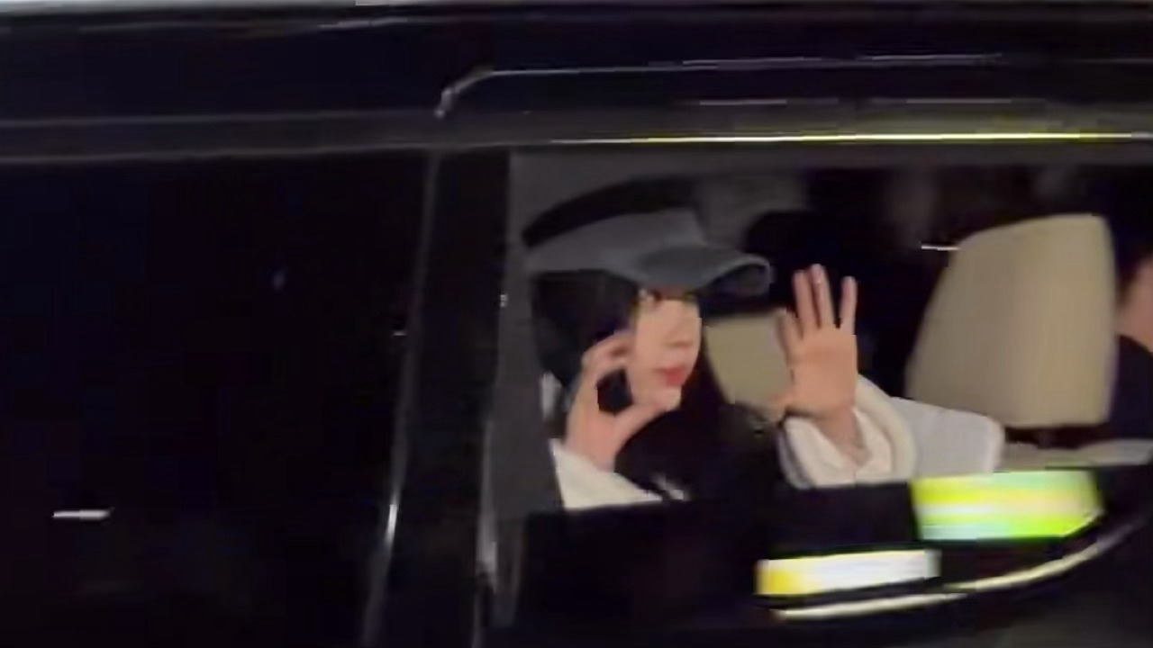 2026.3.8虞书欣云初令下班路透宝宝下班啦！ 