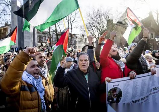 谁能想到，把以色列逼得节节败退的，竟然不是中东那些老对手，而是远在非洲的南非，这