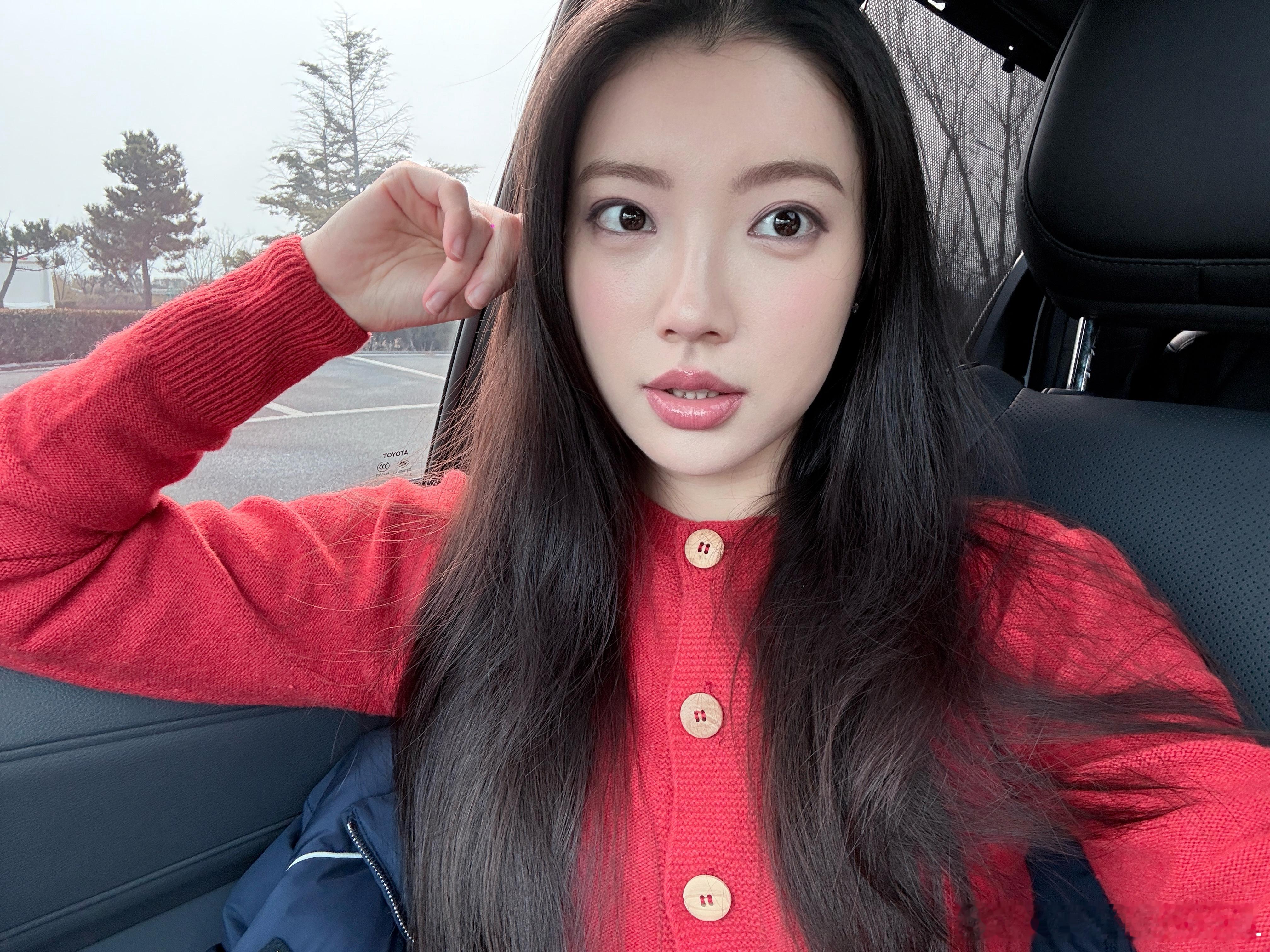 真的不是我吹，最近咱就跟被毛戈平附身了一样，拿起化妆刷就是一整个一气呵成。要是以