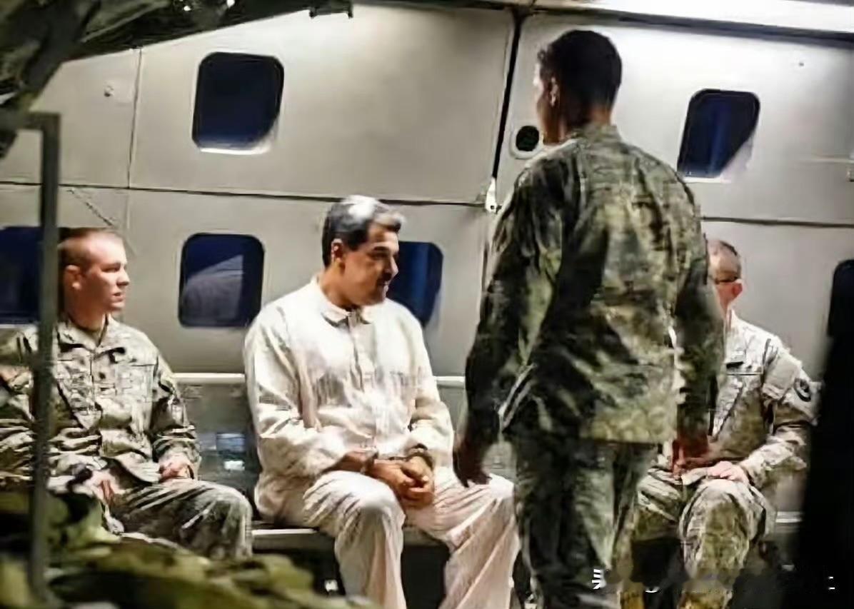 委内瑞拉总统就这样被美军抓获，支持乌克兰的那帮人会支持委内瑞拉吗？欧盟咋不跳出来