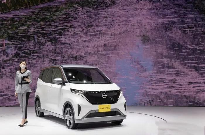 日产的纯电版K-car，此前发布过的Sakura樱花车，计划和三菱合作，2028