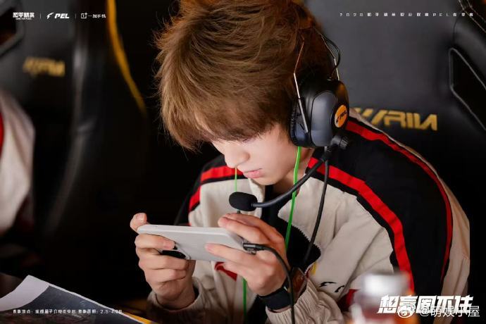 AG三局两鸡WBGsuk周决单局MVP AG的整体状态真的越来越好了🔥，周决赛