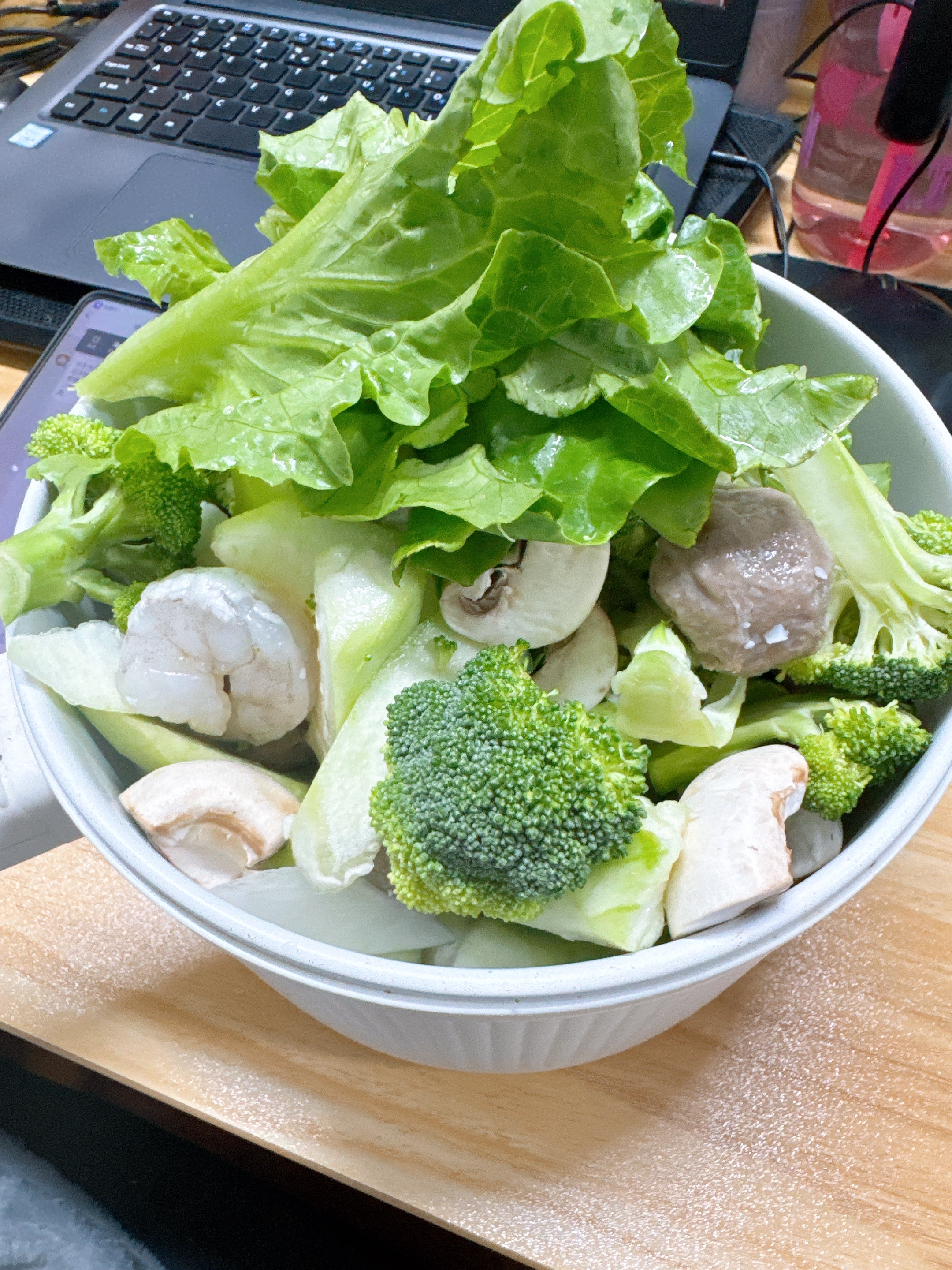 开始消耗台风天囤的菜经典的水油焖菜重出江湖 
