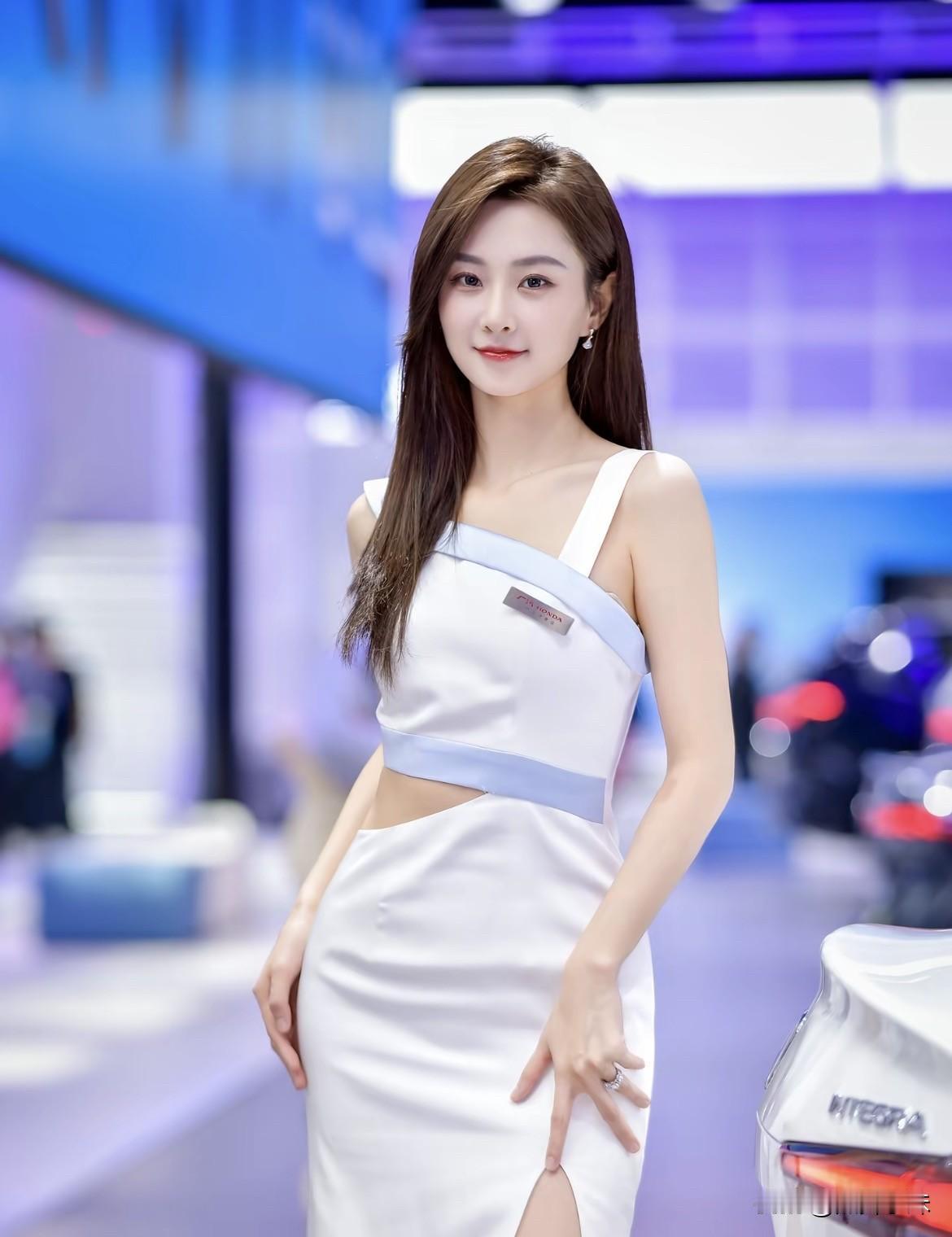 什么样的女生让人过目难忘?